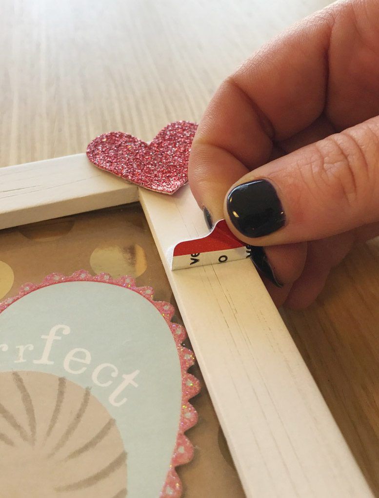 VELCRO® Brand Valentine's Day DIY