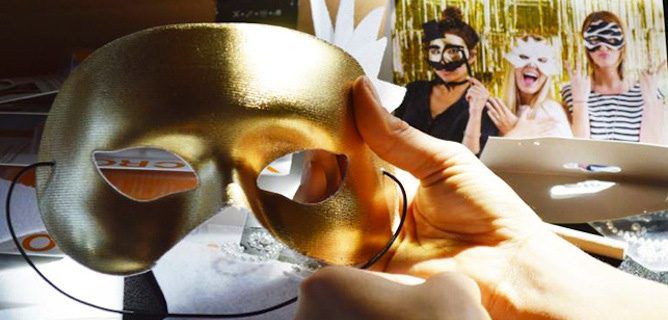 Chic Halloween Masks