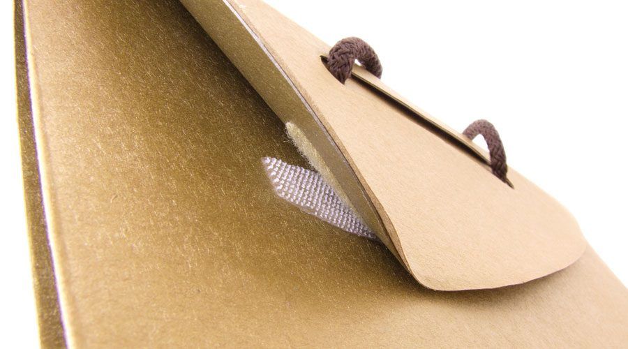 Micro hook technology for packaging
