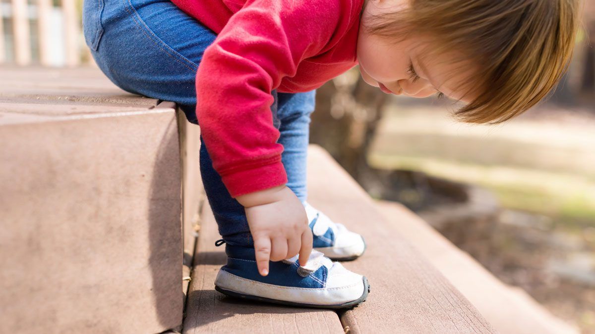 VELCRO® Brand SLEEK & THIN™ Fasteners for Children's Footwear